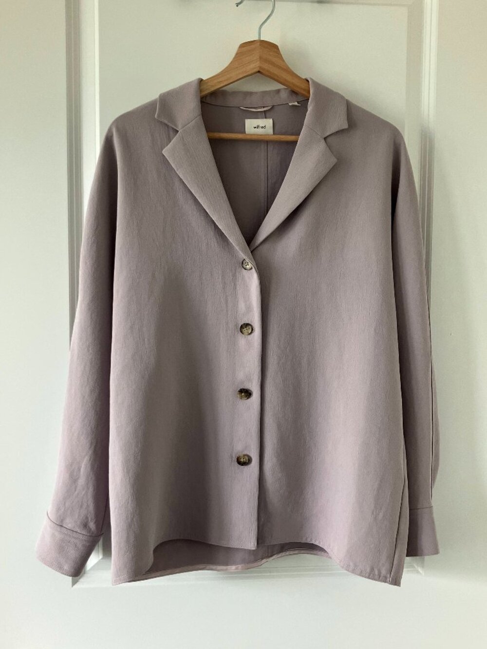NWOT Aritzia Wilfred Freeform Shirt